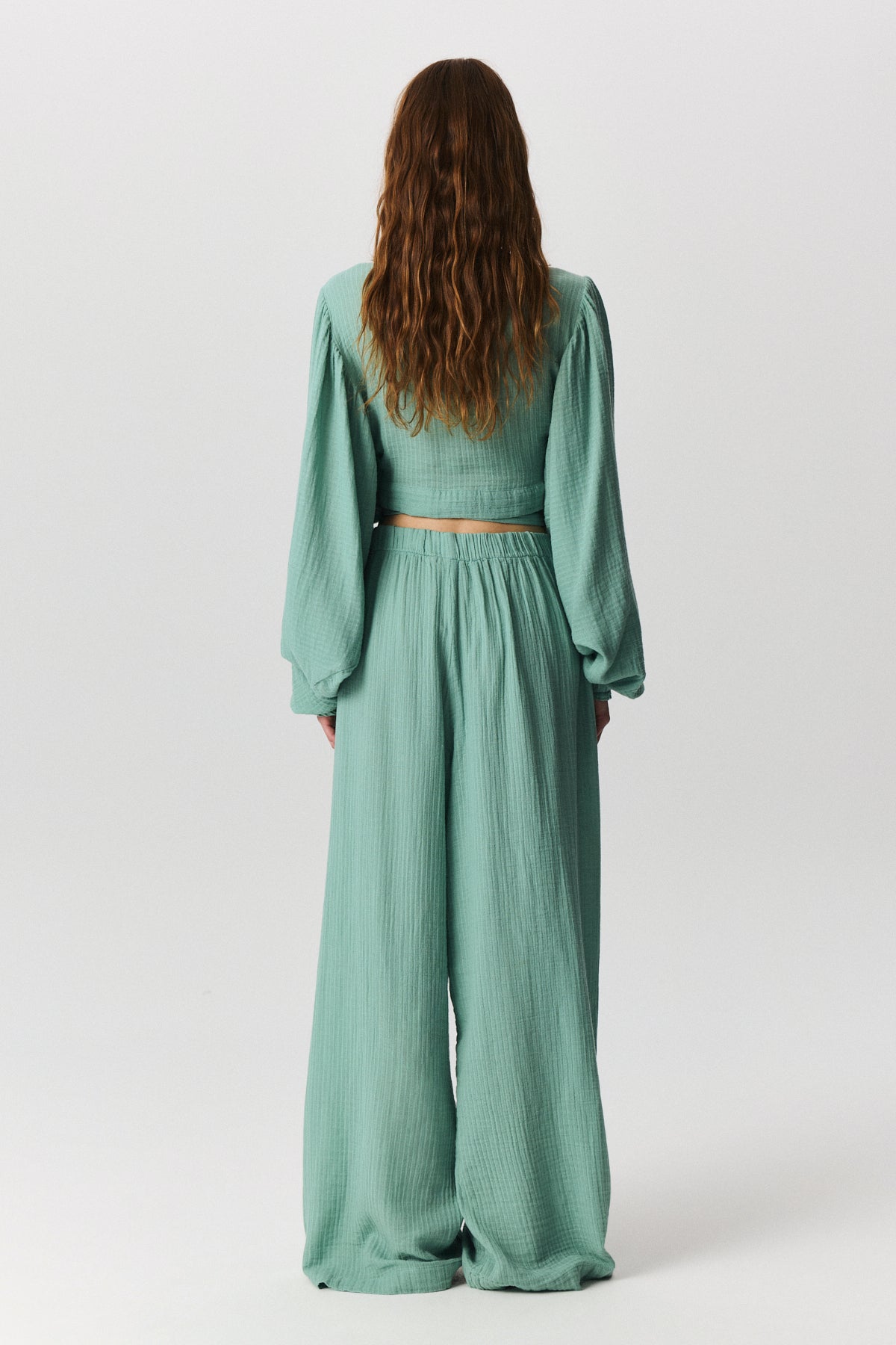 Selene Crop