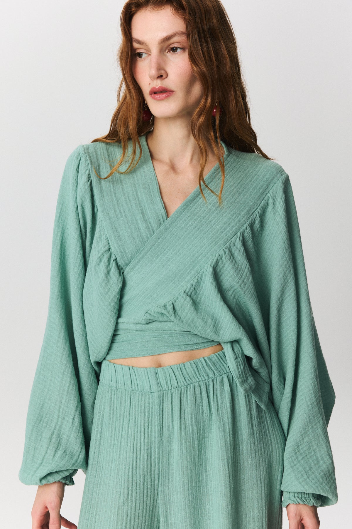 Selene Crop