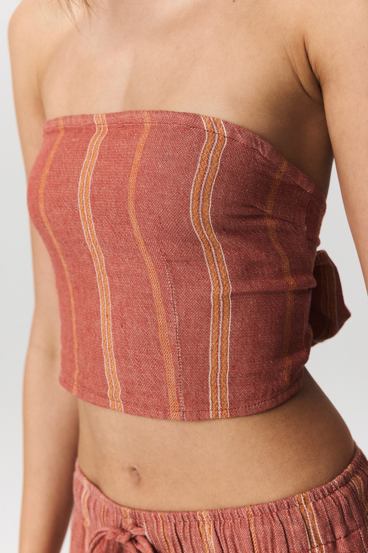 Allegra Crop