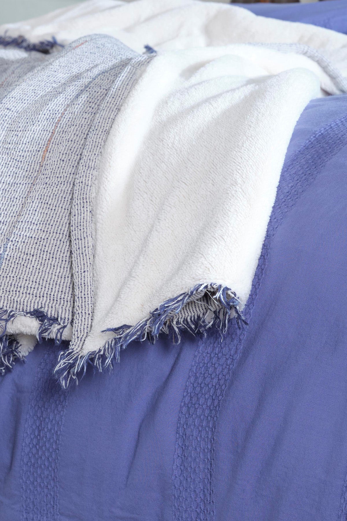 Ambra Welsoft Throw