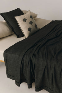 Kamelya Yatak Örtüsü